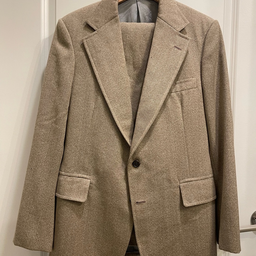 Vintage 1970s Men's Tan 2-Piece Suit 40R